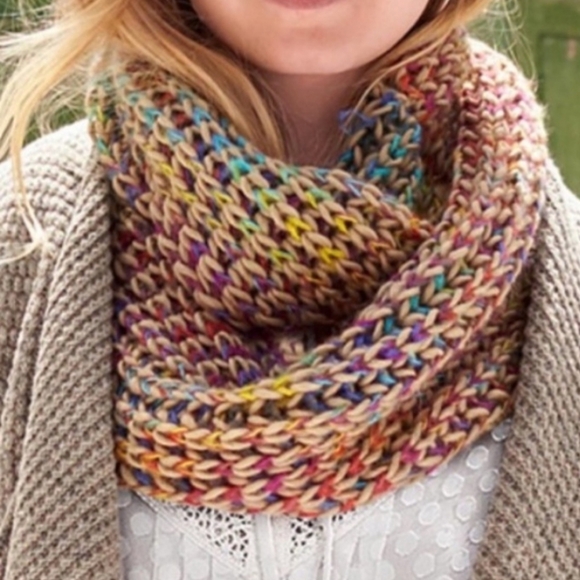 Sundance Solstice Aurora Rainbow Infiniti Scarf - Picture 2 of 13